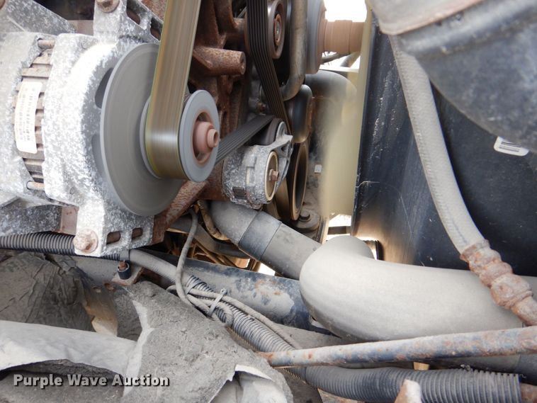 image for item DS8228 2009 International 4100  truck cab and chassis