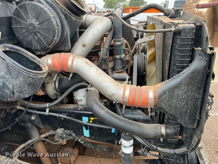 image for item DS8251 1999 Kenworth T300  dump flatbed truck