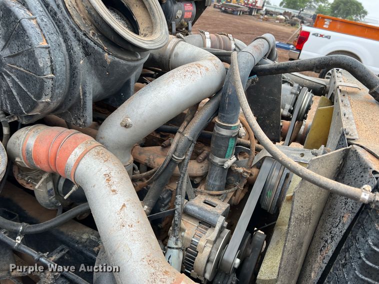 image for item DS8251 1999 Kenworth T300  dump flatbed truck