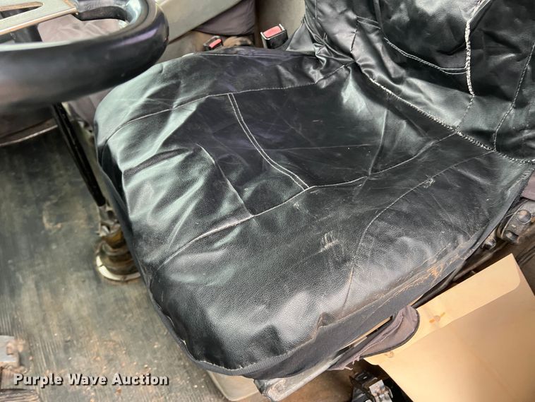 image for item DS8251 1999 Kenworth T300  dump flatbed truck