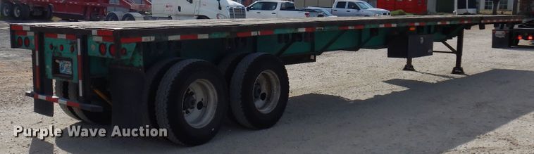 image for item HB9760 1990 Fontaine TP-3-4570A extendable flatbed trailer