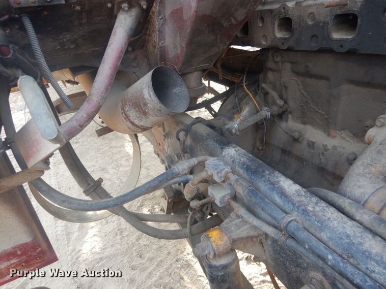 image for item HU9446 1987 Freightliner FLC12064 semi truck