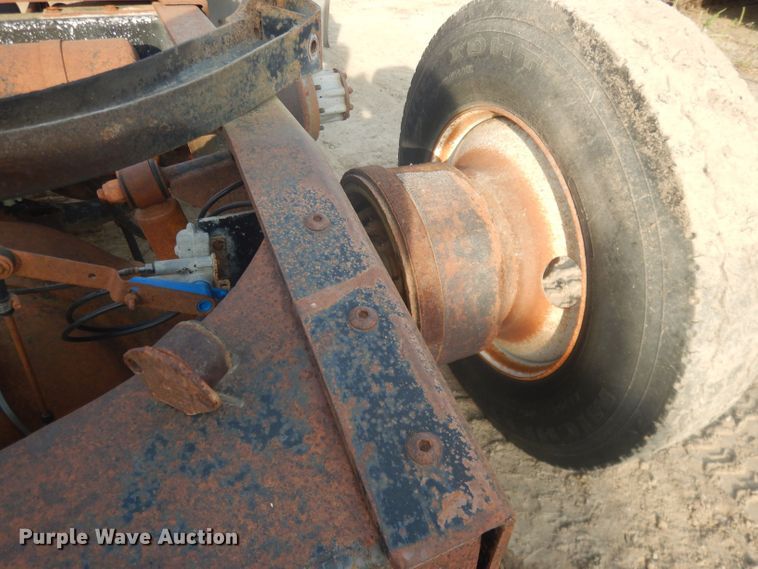 image for item HU9446 1987 Freightliner FLC12064 semi truck