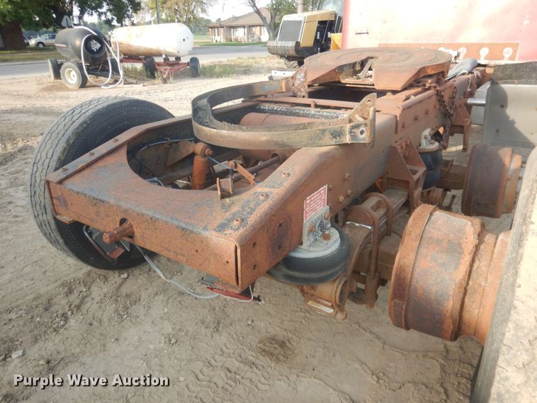 image for item HU9446 1987 Freightliner FLC12064 semi truck