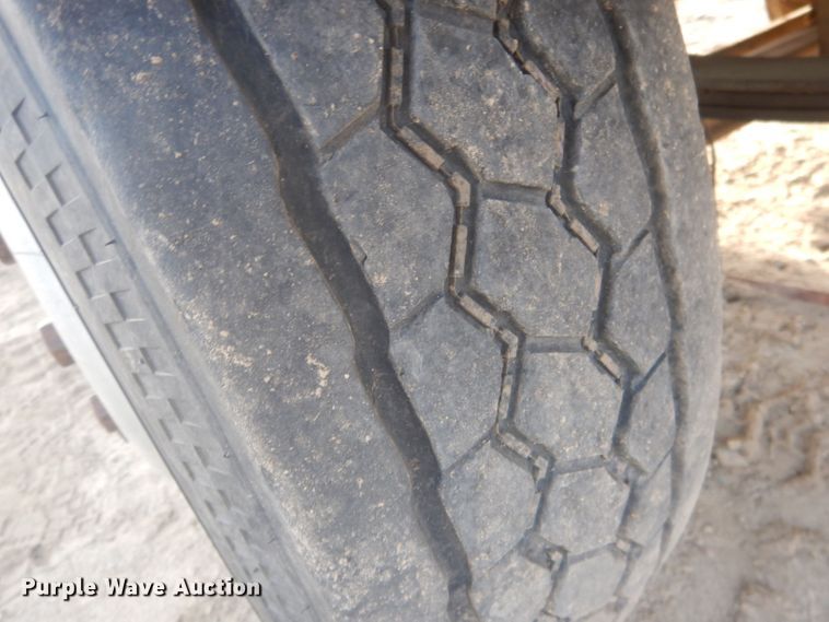 image for item HU9446 1987 Freightliner FLC12064 semi truck