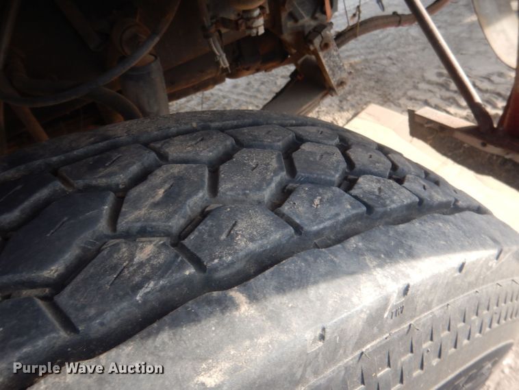 image for item HU9446 1987 Freightliner FLC12064 semi truck