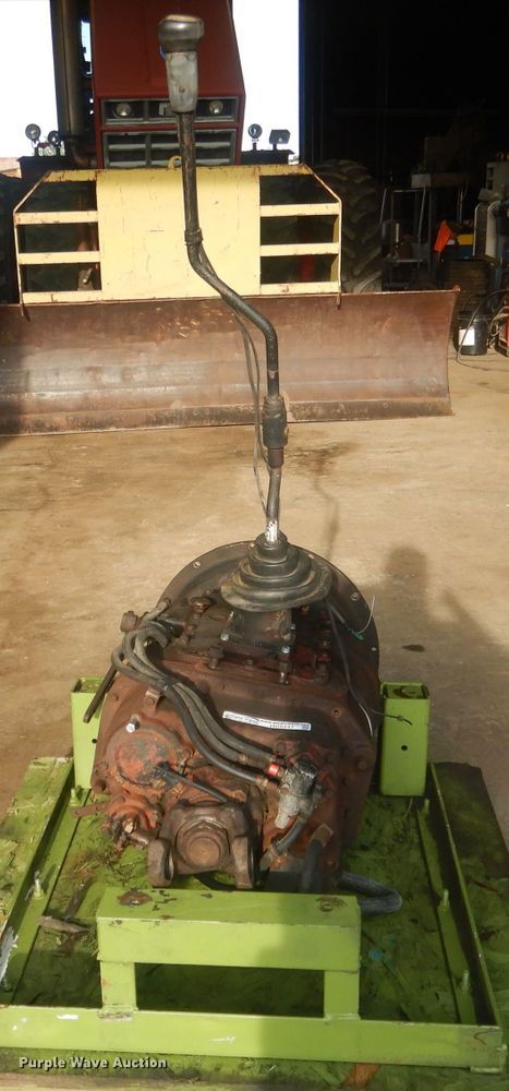 image for item HU9447 Eaton Fuller S3700473001  transmission