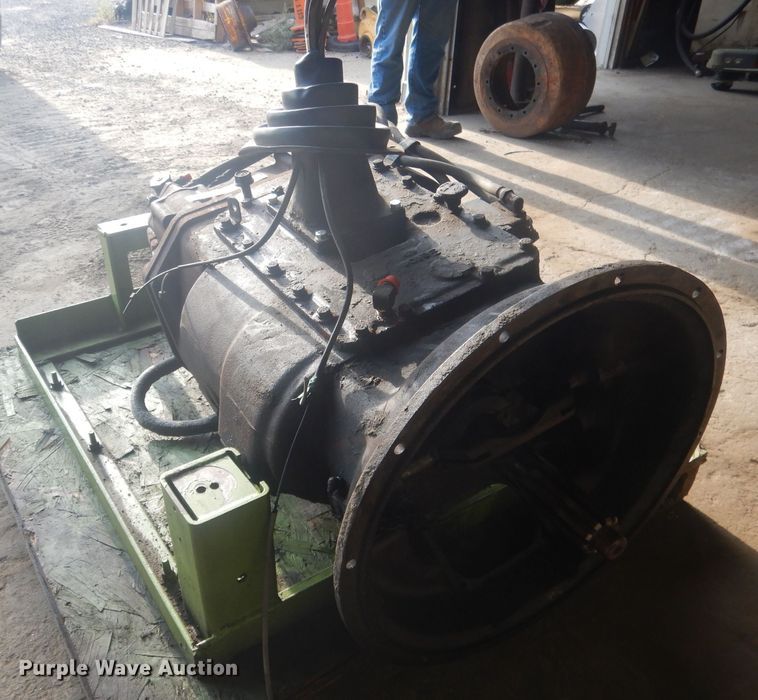 image for item HU9447 Eaton Fuller S3700473001  transmission