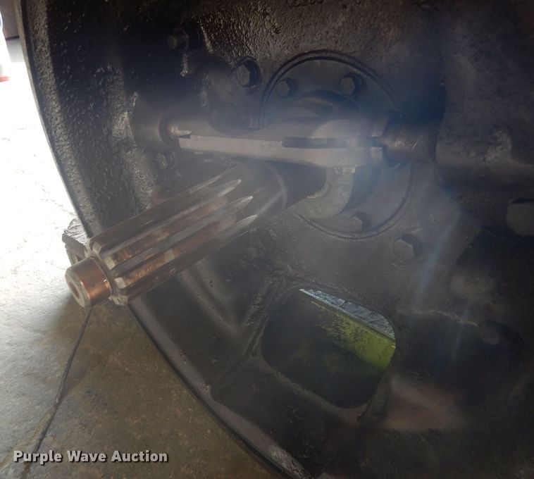 image for item HU9447 Eaton Fuller S3700473001  transmission