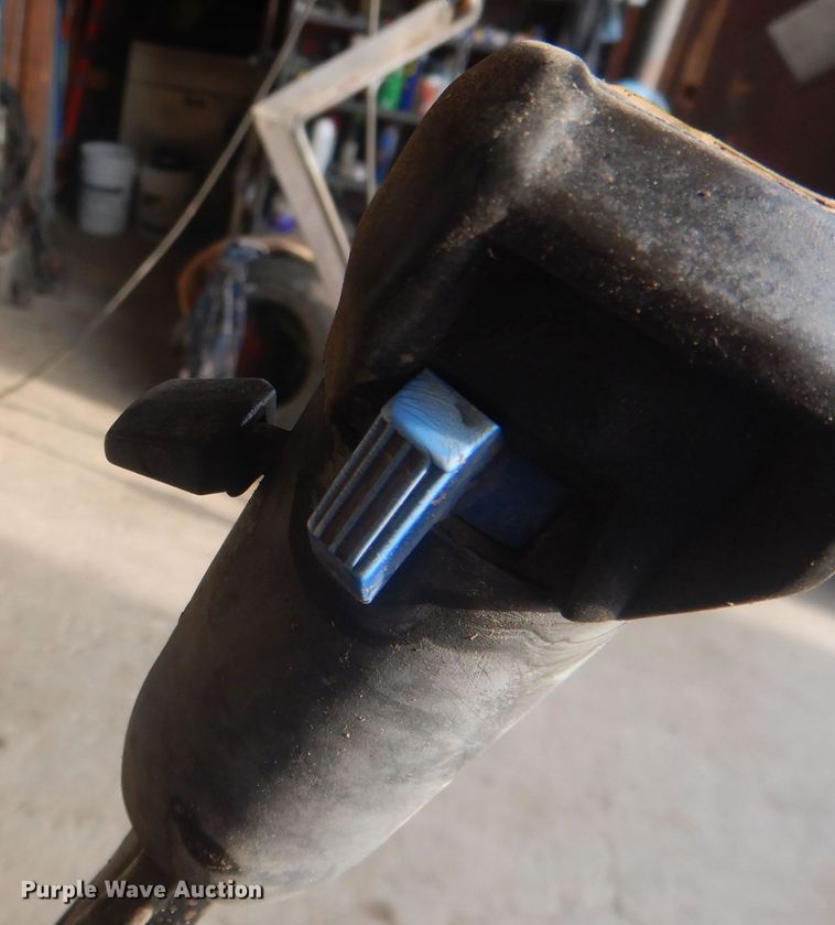 image for item HU9447 Eaton Fuller S3700473001  transmission