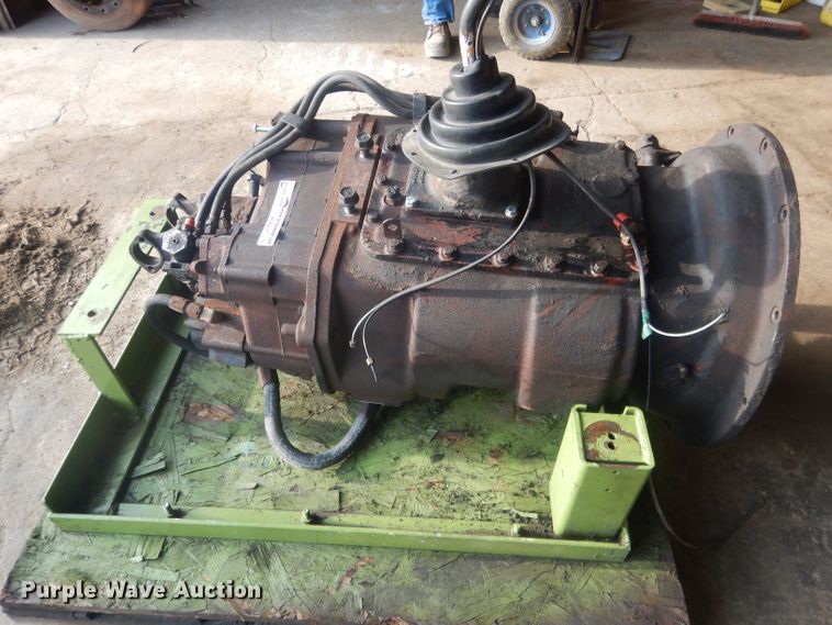 image for item HU9447 Eaton Fuller S3700473001  transmission