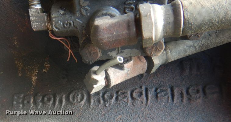 image for item HU9447 Eaton Fuller S3700473001  transmission