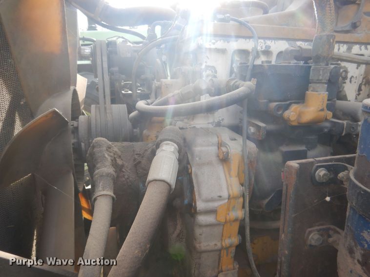 image for item HU9449 1988 Freightliner  semi truck