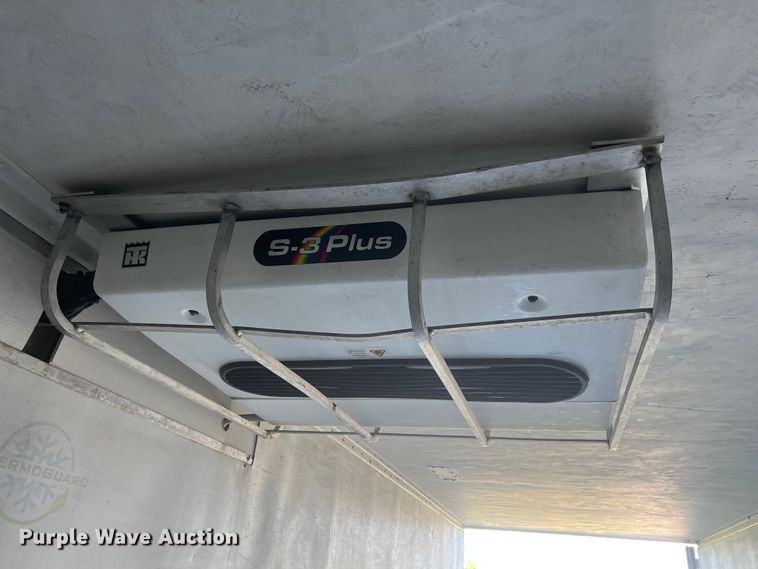 image for item IA9113 2016 Great Dane  refrigerated van trailer