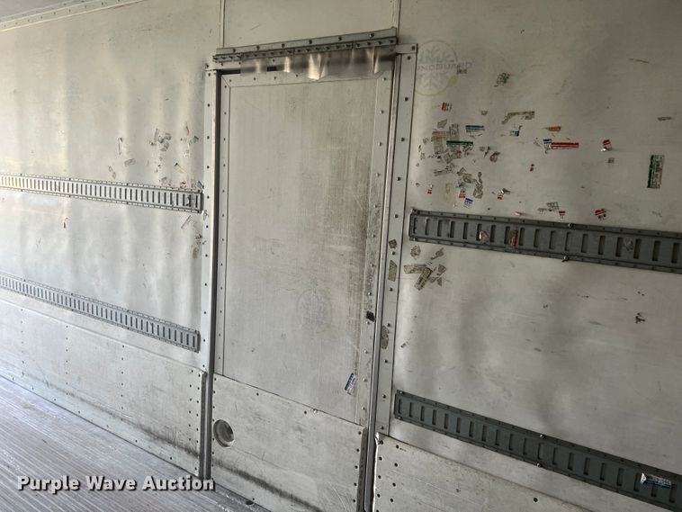 image for item IA9113 2016 Great Dane  refrigerated van trailer