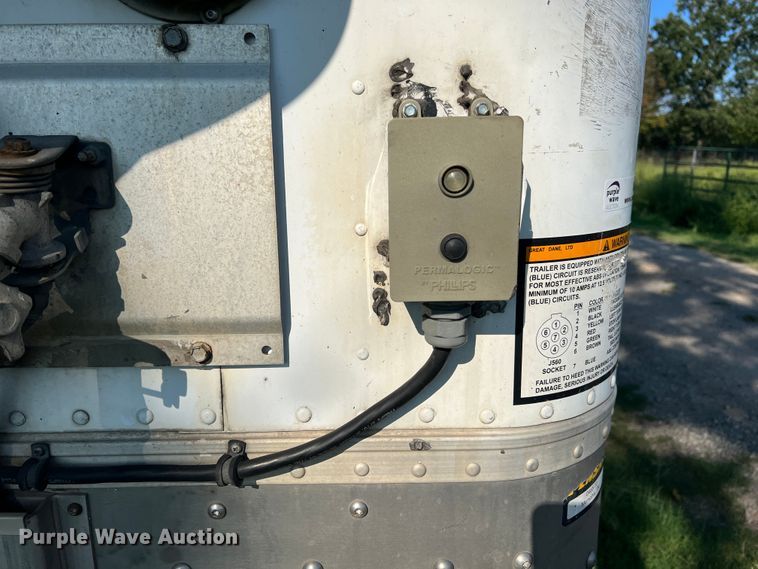 image for item IA9113 2016 Great Dane  refrigerated van trailer