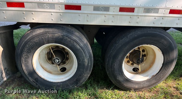 image for item IA9113 2016 Great Dane  refrigerated van trailer