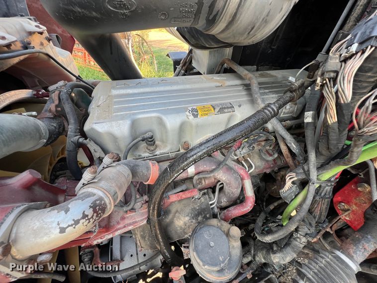 image for item IA9115 2012 Mack CXU613  semi truck