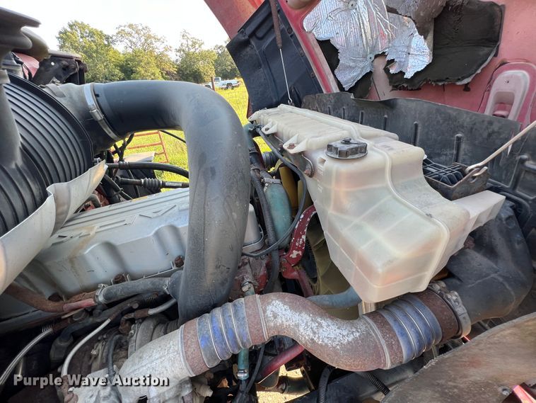 image for item IA9115 2012 Mack CXU613  semi truck