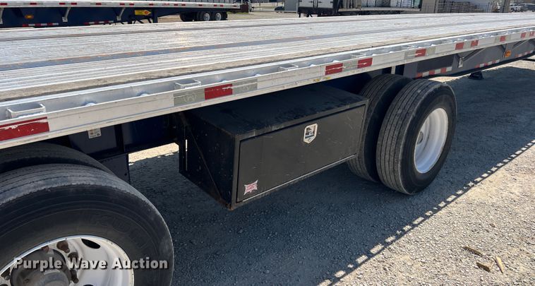 image for item IA9131 2015 Great Dane FLP-0024-00048  flatbed trailer