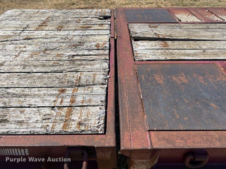 image for item IA9133 1995 Trail Eze D30T30  tilt deck equipment trailer