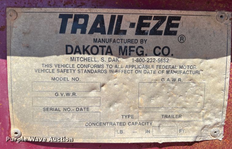 image for item IA9133 1995 Trail Eze D30T30  tilt deck equipment trailer