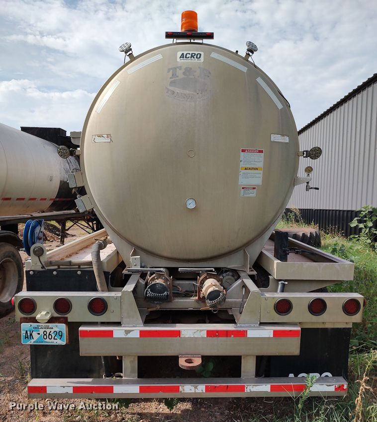 image for item JR9444 2012 Acro 8400  tank trailer