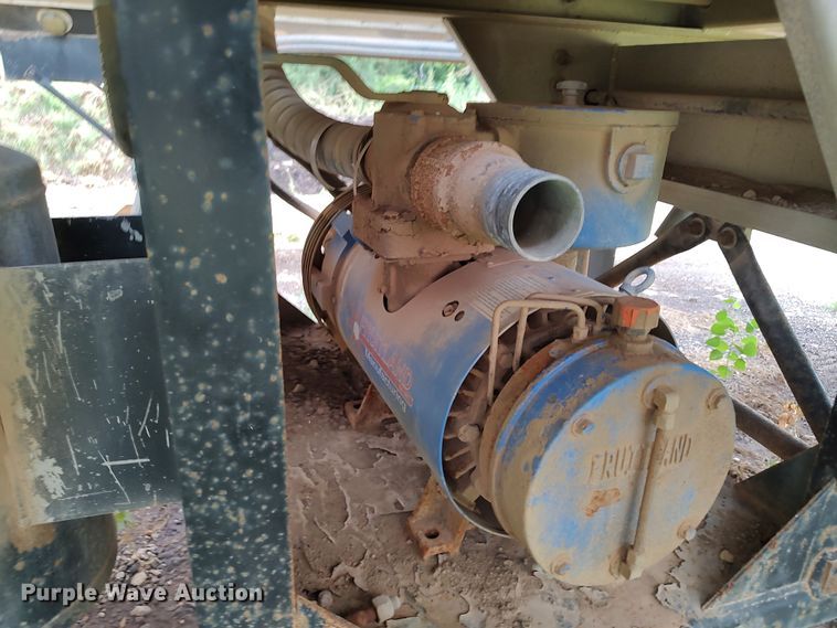 image for item JR9444 2012 Acro 8400  tank trailer