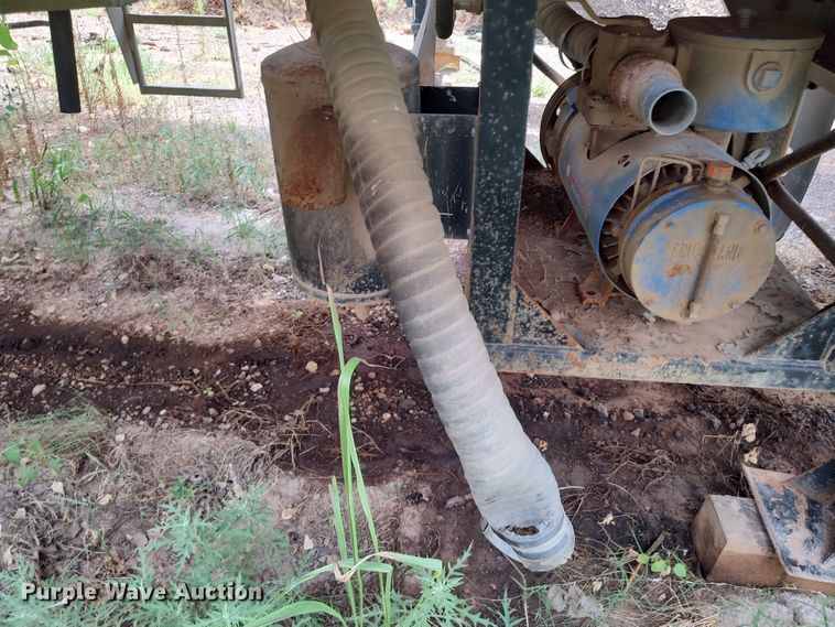 image for item JR9444 2012 Acro 8400  tank trailer