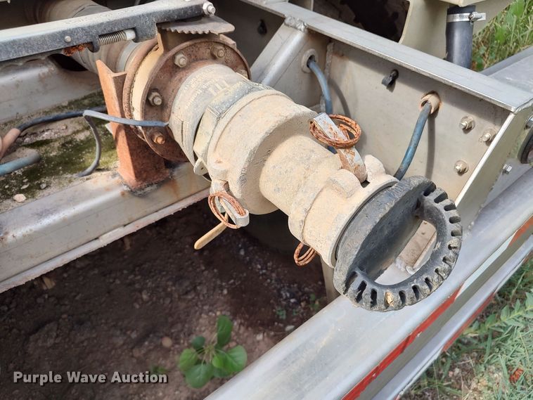 image for item JR9444 2012 Acro 8400  tank trailer