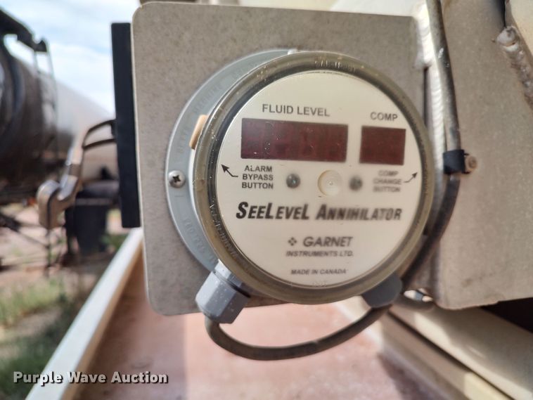 image for item JR9444 2012 Acro 8400  tank trailer