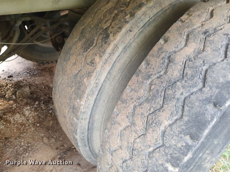 image for item JR9444 2012 Acro 8400  tank trailer