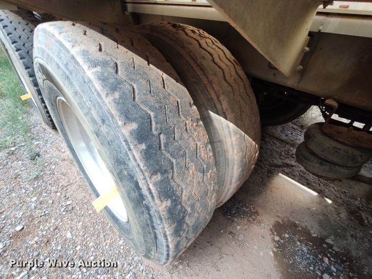 image for item JR9444 2012 Acro 8400  tank trailer