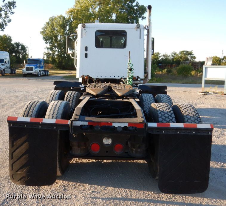image for item KF9517 2013 Freightliner Coronado  semi truck