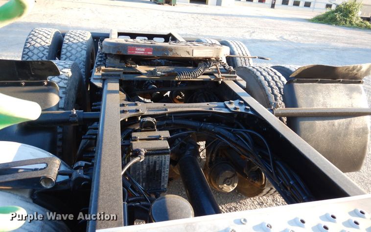 image for item KF9517 2013 Freightliner Coronado  semi truck