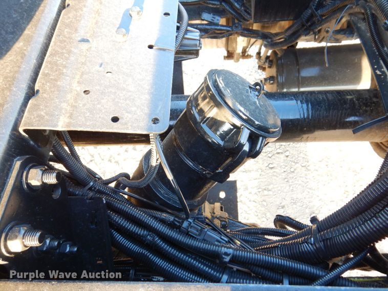 image for item KF9517 2013 Freightliner Coronado  semi truck