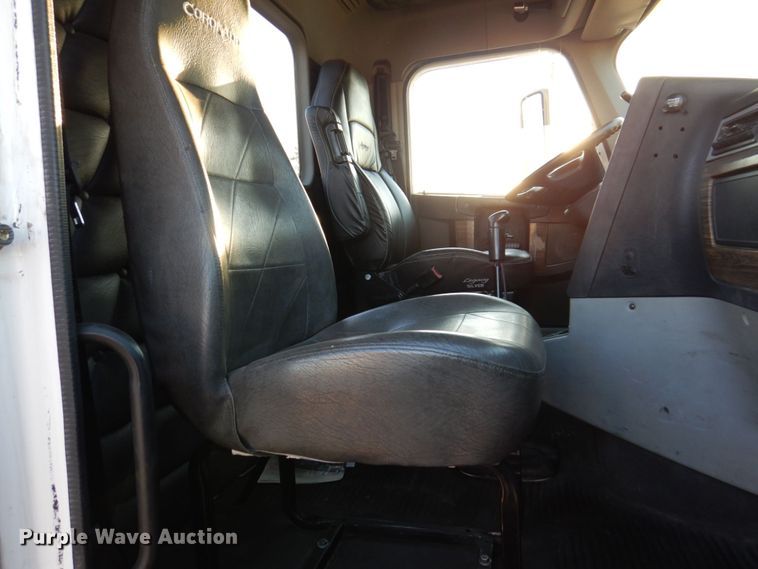 image for item KF9517 2013 Freightliner Coronado  semi truck