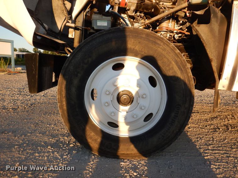 image for item KF9517 2013 Freightliner Coronado  semi truck