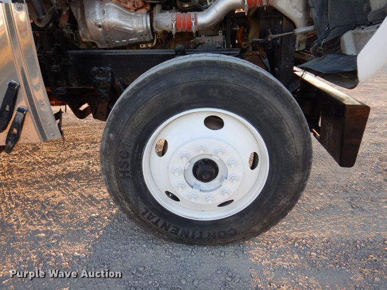 image for item KF9517 2013 Freightliner Coronado  semi truck