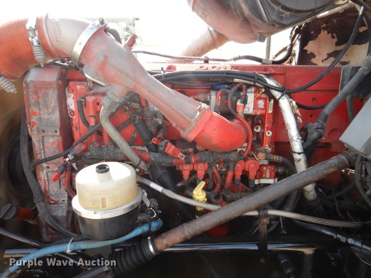 image for item KW9519 2011 Peterbilt 386  semi truck