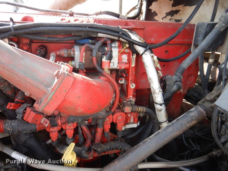 image for item KW9519 2011 Peterbilt 386  semi truck