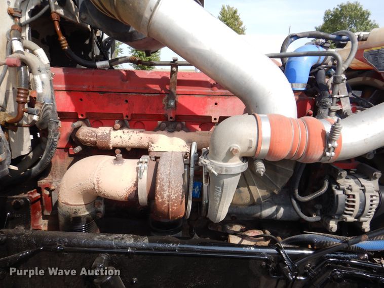 image for item KW9519 2011 Peterbilt 386  semi truck