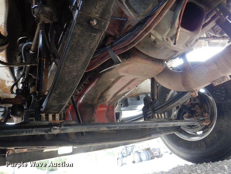 image for item KW9519 2011 Peterbilt 386  semi truck