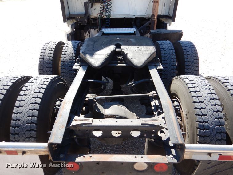 image for item LB9968 2012 International ProStar  Semi truck