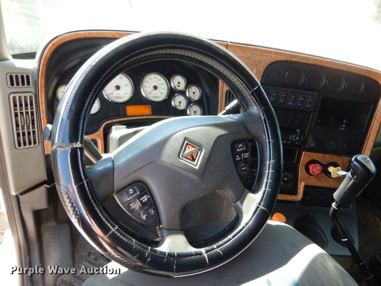 image for item LB9968 2012 International ProStar  Semi truck