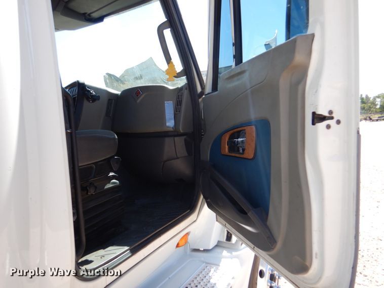 image for item LB9968 2012 International ProStar  Semi truck