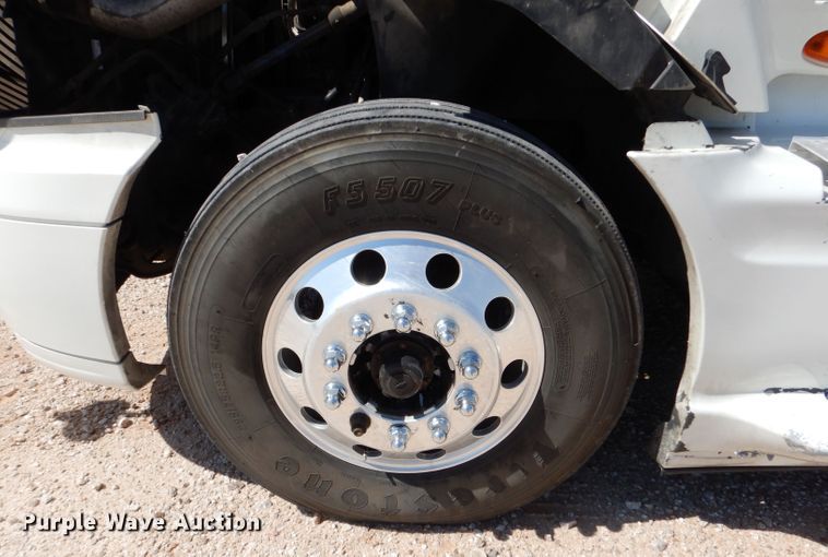 image for item LB9968 2012 International ProStar  Semi truck