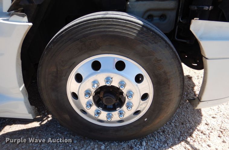 image for item LB9968 2012 International ProStar  Semi truck