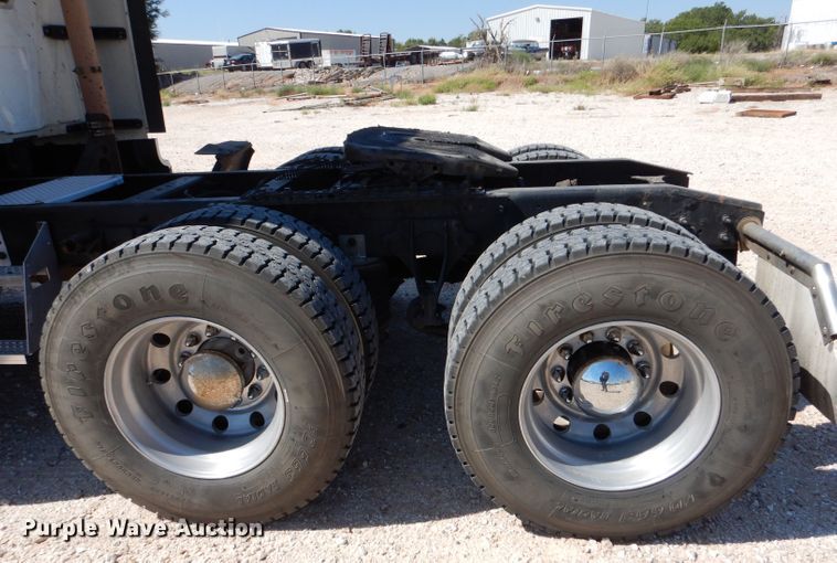 image for item LB9968 2012 International ProStar  Semi truck