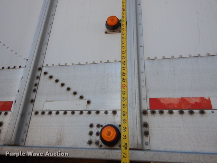 image for item LB9973 2006 Cornhusker 800 ALSSR-6805-5623  grain trailer